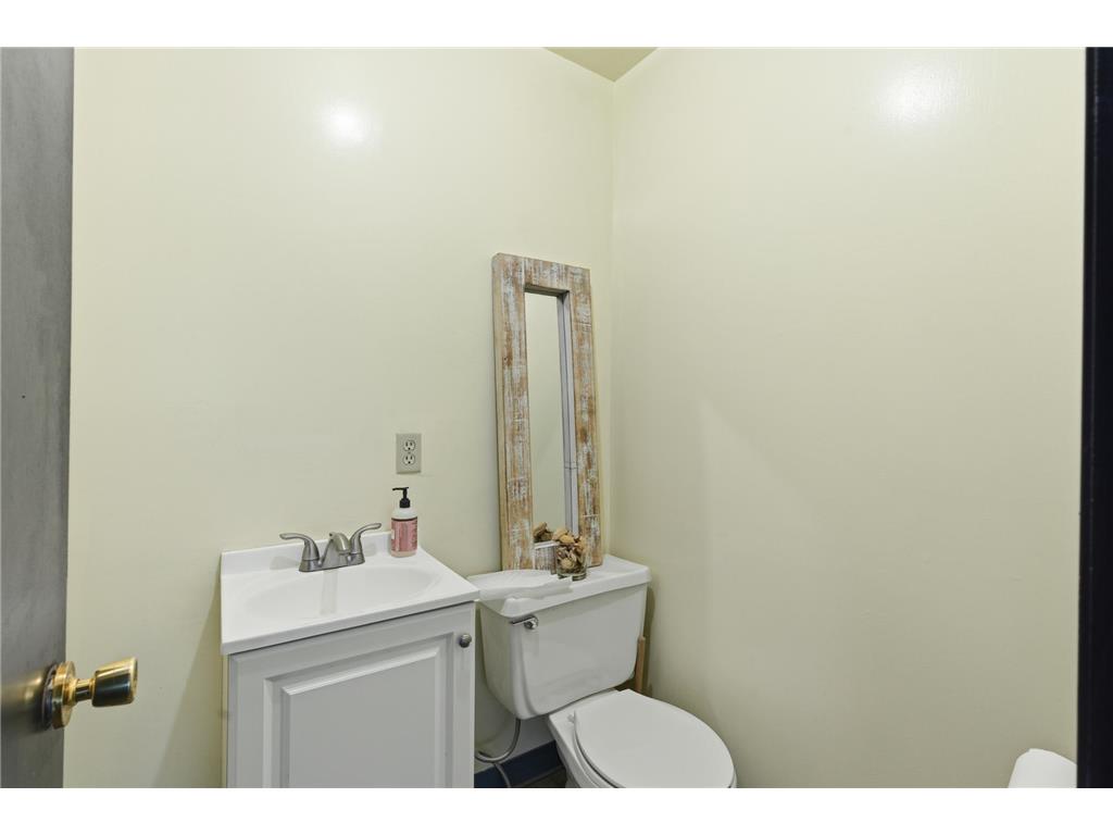 218 Minnesota Avenue NW Bemidji MN 56601 7018698 image35