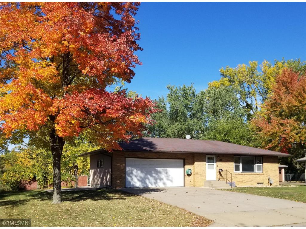 2181 Mohawk Road E, North Saint Paul, MN, 55109 MLS 6271959 Edina Realty