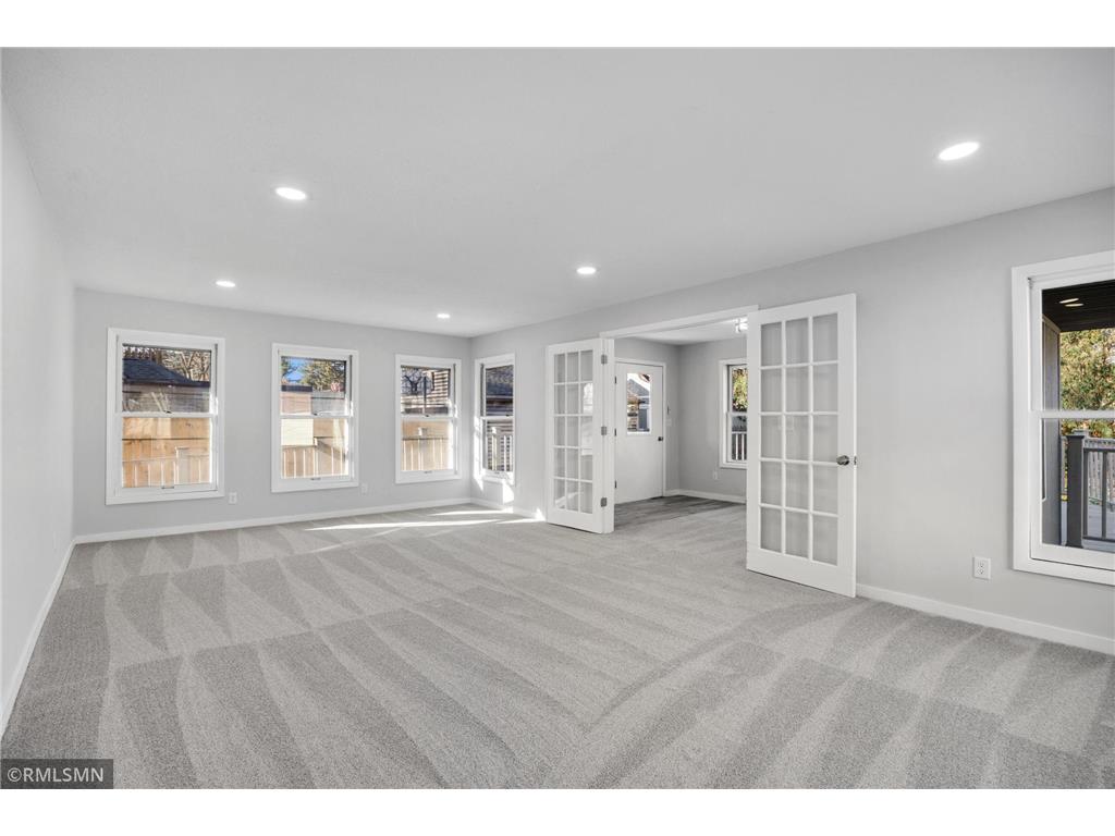 2181 Sunrise Drive N Maplewood MN 55117 6817862 image7