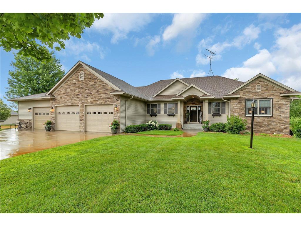 21819 53rd Avenue, Saint Augusta, MN 56301 MLS 6237844 Edina Realty