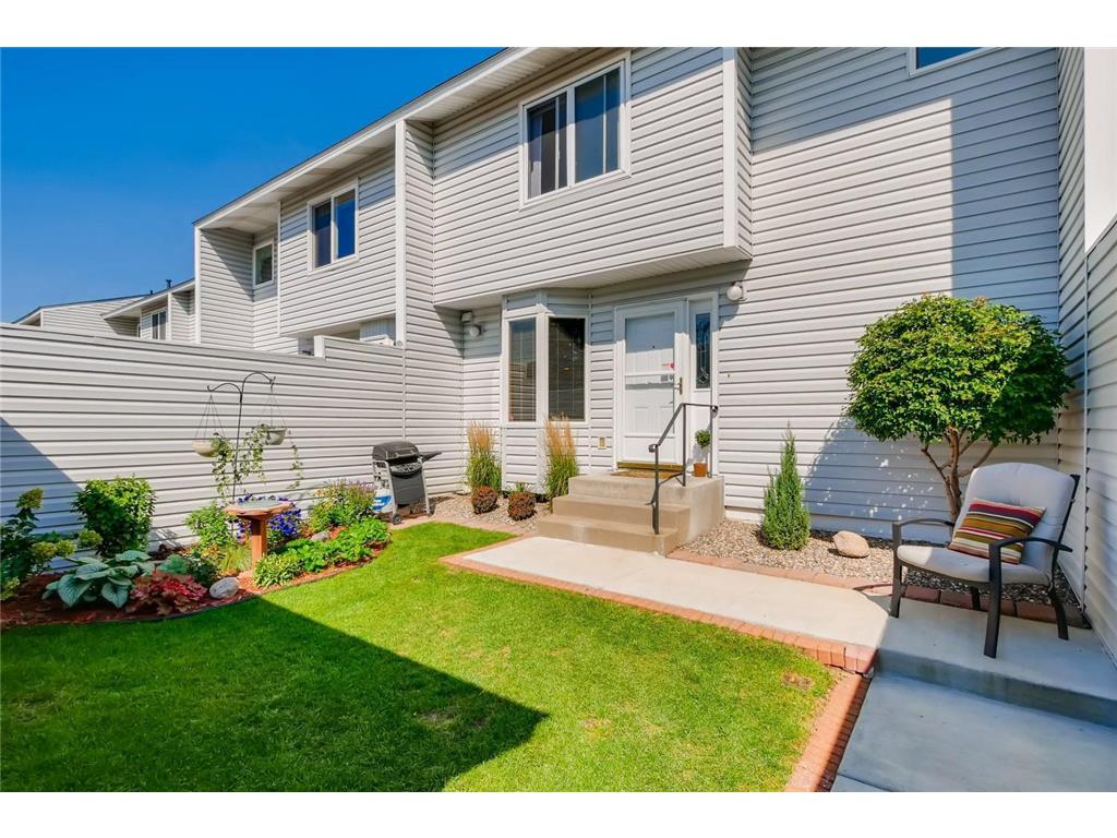 2182 Tower Court, Woodbury, MN, 55125 MLS 7329690 Edina Realty