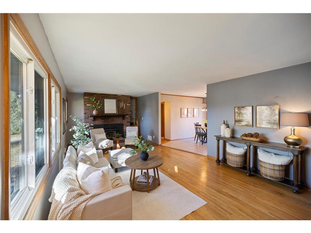 2182 Van Dyke Street Maplewood MN 55109 6807550 image1