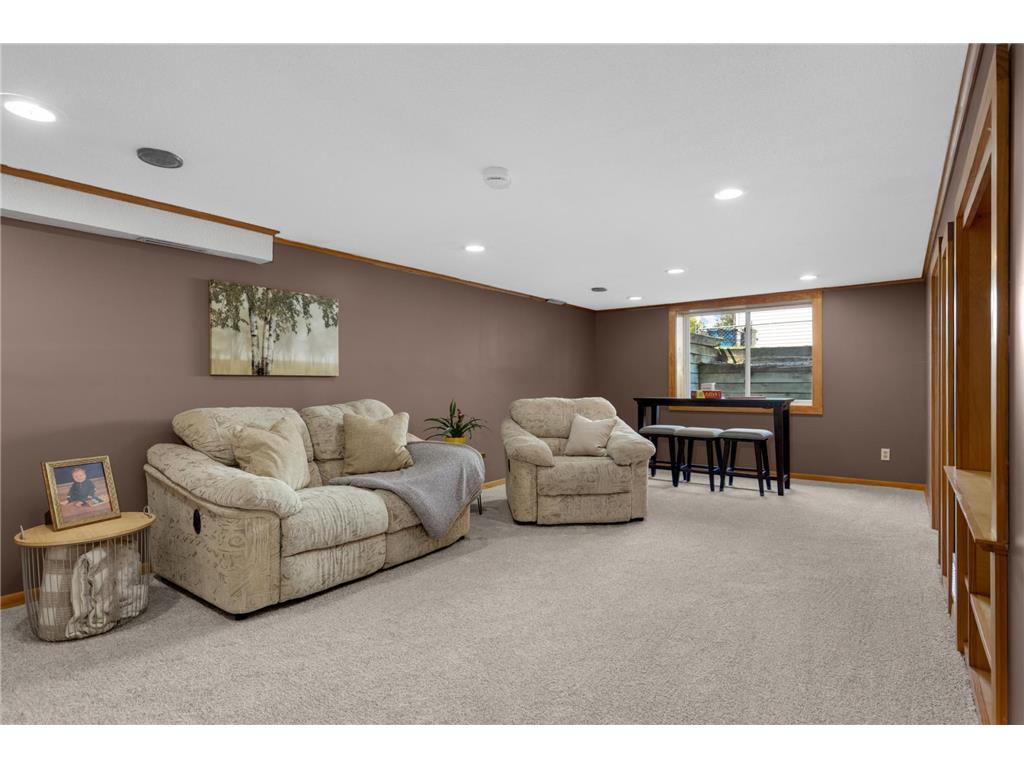 2183 Radatz Avenue Maplewood MN 55109 7064260 image28