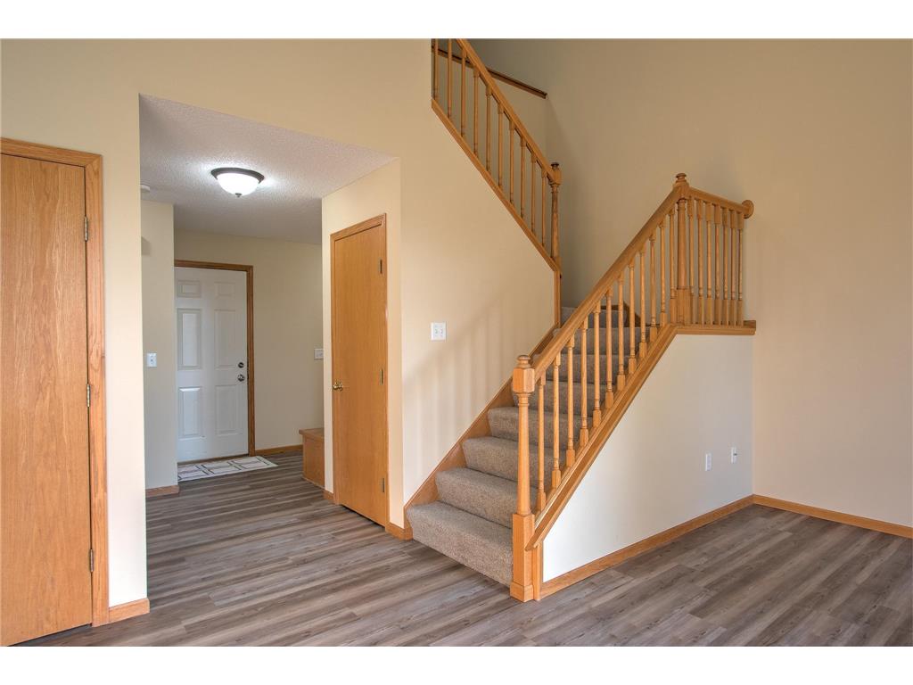 2185 Cleveland Way S Cambridge MN 55008 6815024 image15