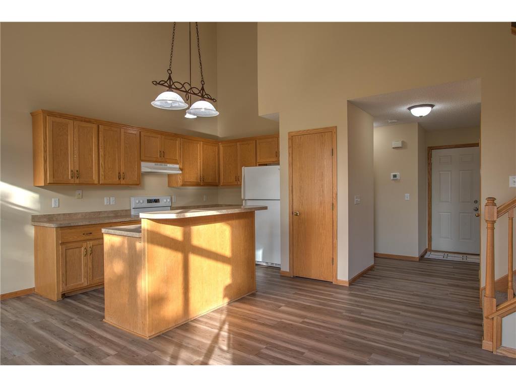 2185 Cleveland Way S Cambridge MN 55008 6815024 image2