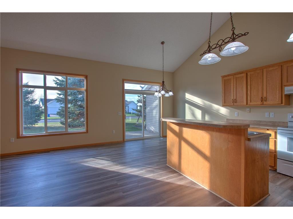 2185 Cleveland Way S Cambridge MN 55008 6815024 image5