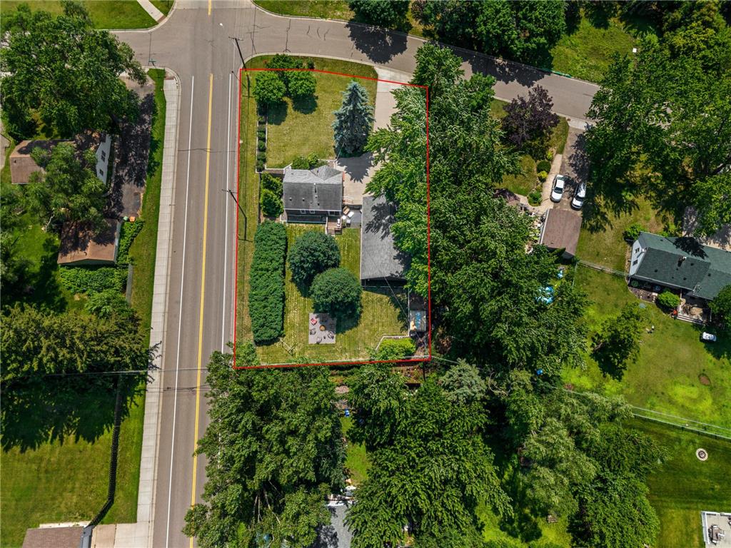 2185 Pinewood Drive Mounds View MN 55112 7082061 image11