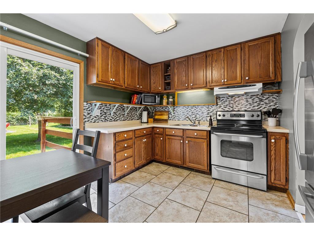 2185 Pinewood Drive Mounds View MN 55112 7082061 image18