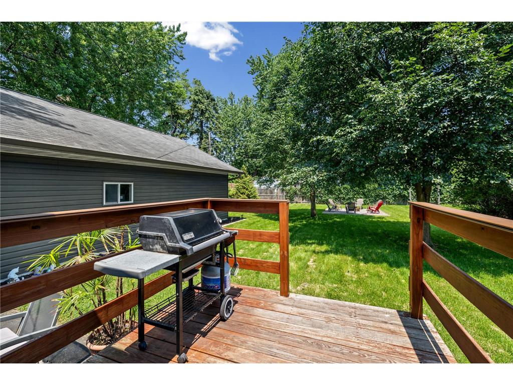 2185 Pinewood Drive Mounds View MN 55112 7082061 image36