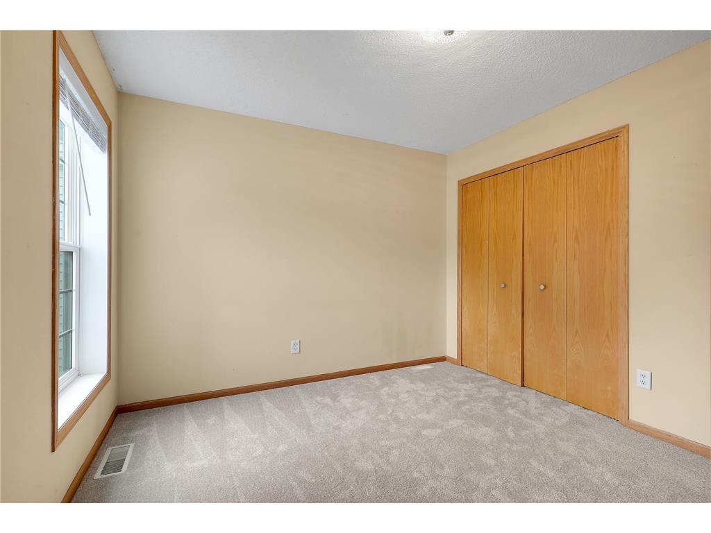 2186 Woodcrest Drive Woodbury MN 55129 7087564 image24
