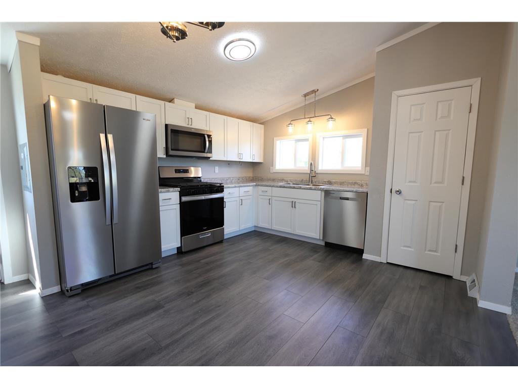 2187 250th Avenue Knife Lake Twp MN 55051 7070166 image2