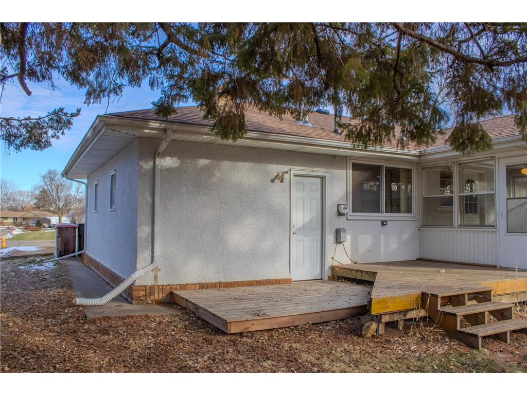 2187 Burr Street Maplewood MN 55117 7027322 image11