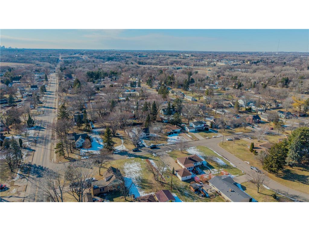 2187 Burr Street Maplewood MN 55117 7027322 image12