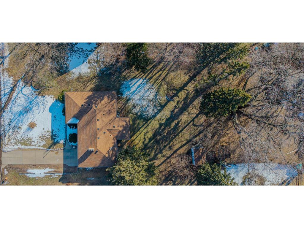 2187 Burr Street Maplewood MN 55117 7027322 image15