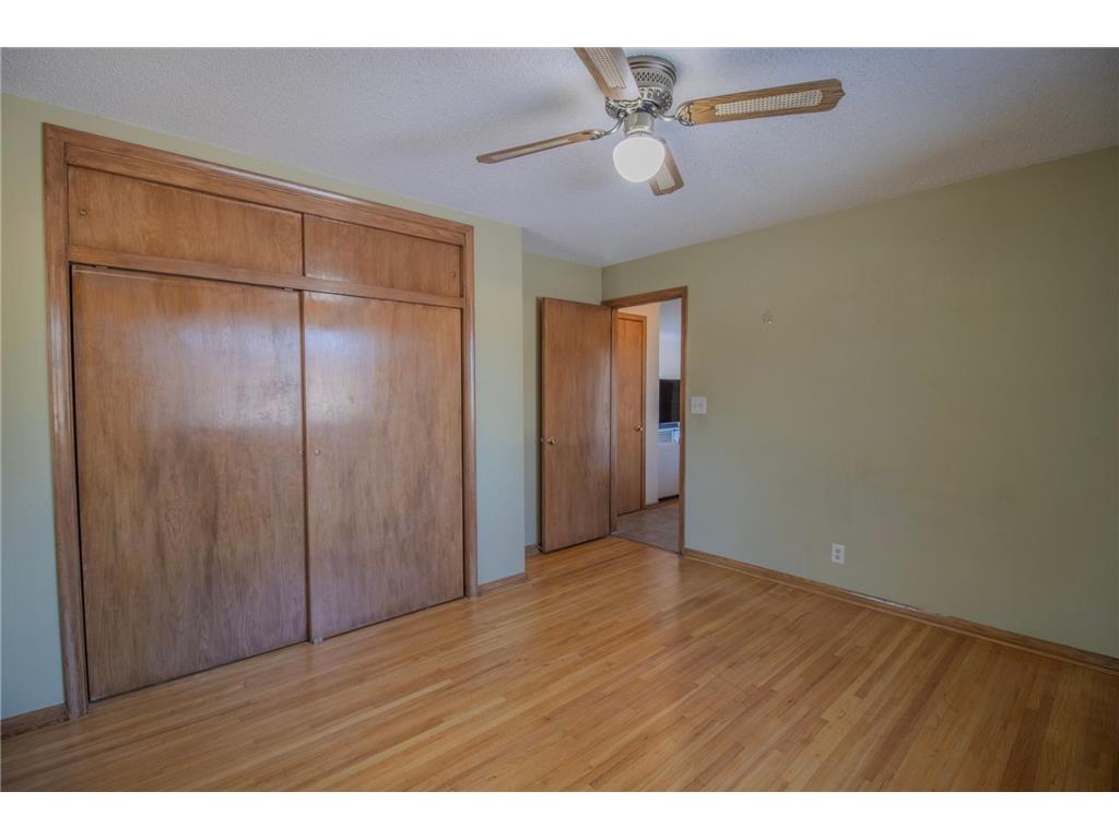 2187 Burr Street Maplewood MN 55117 7027322 image22