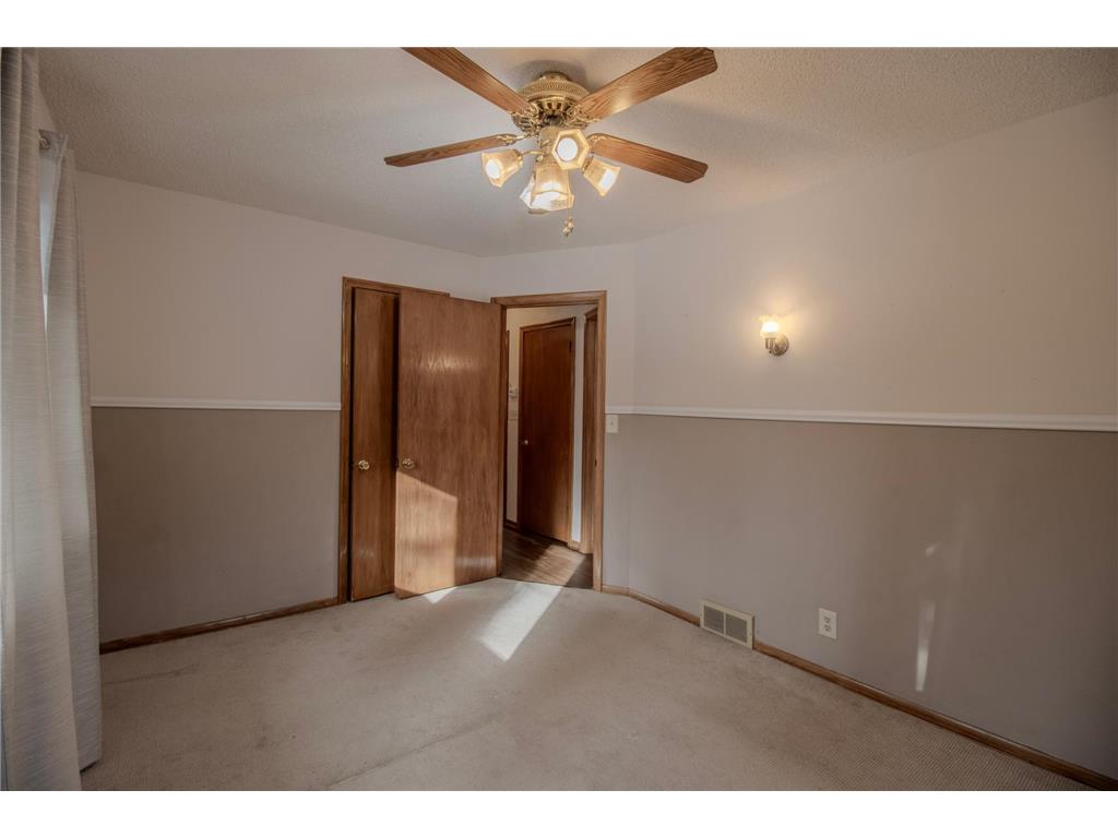 2187 Burr Street Maplewood MN 55117 7027322 image27