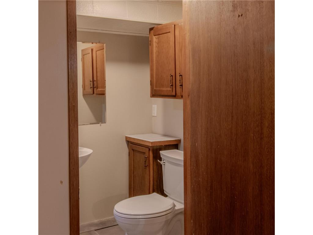 2187 Burr Street Maplewood MN 55117 7027322 image43