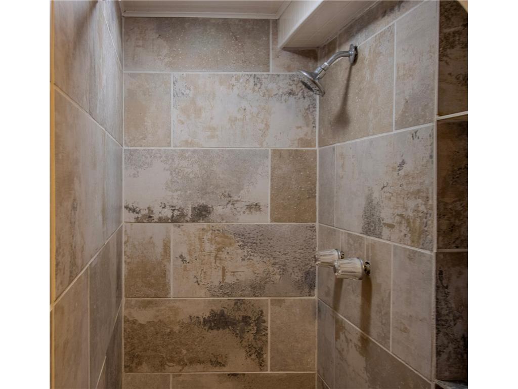 2187 Burr Street Maplewood MN 55117 7027322 image44