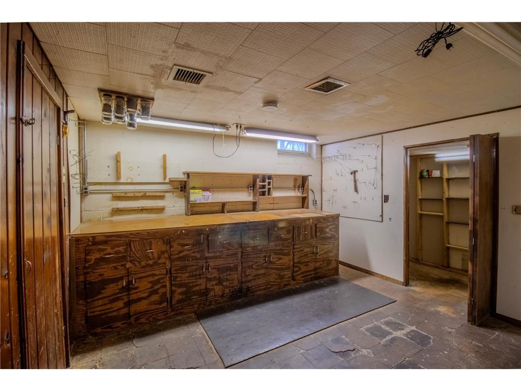 2187 Burr Street Maplewood MN 55117 7027322 image45