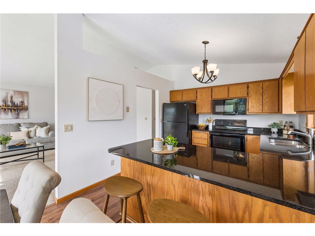 2187 Grimm Road Chaska MN 55318 7007549 image10