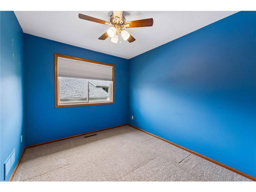 2187 Grimm Road Chaska MN 55318 7007549 image17