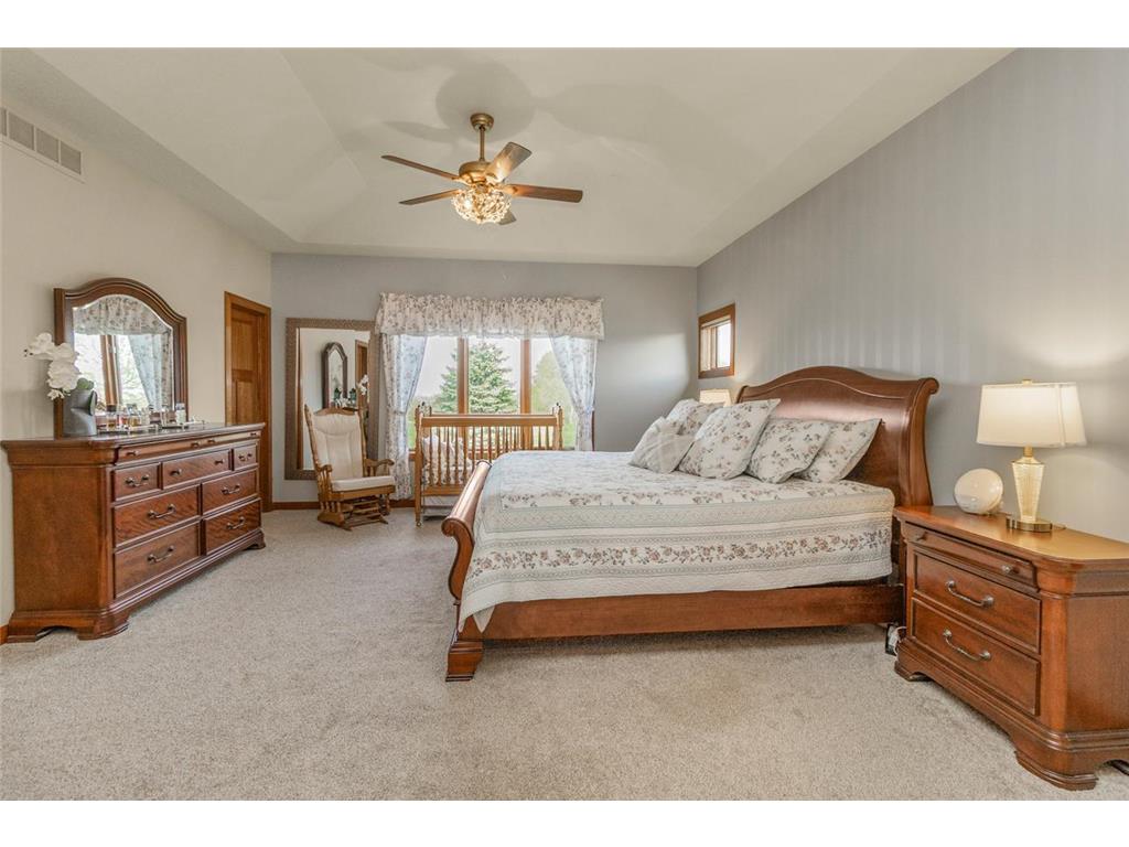 21872 Carrbridge Court Lakeville MN 55044 7068426 image17