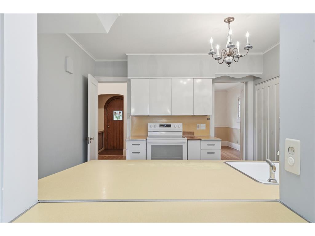 2189 Saint Clair Avenue Saint Paul MN 55105 7059833 image39