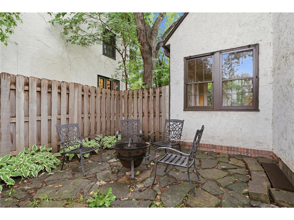 2189 Saint Clair Avenue Saint Paul MN 55105 7059833 image79