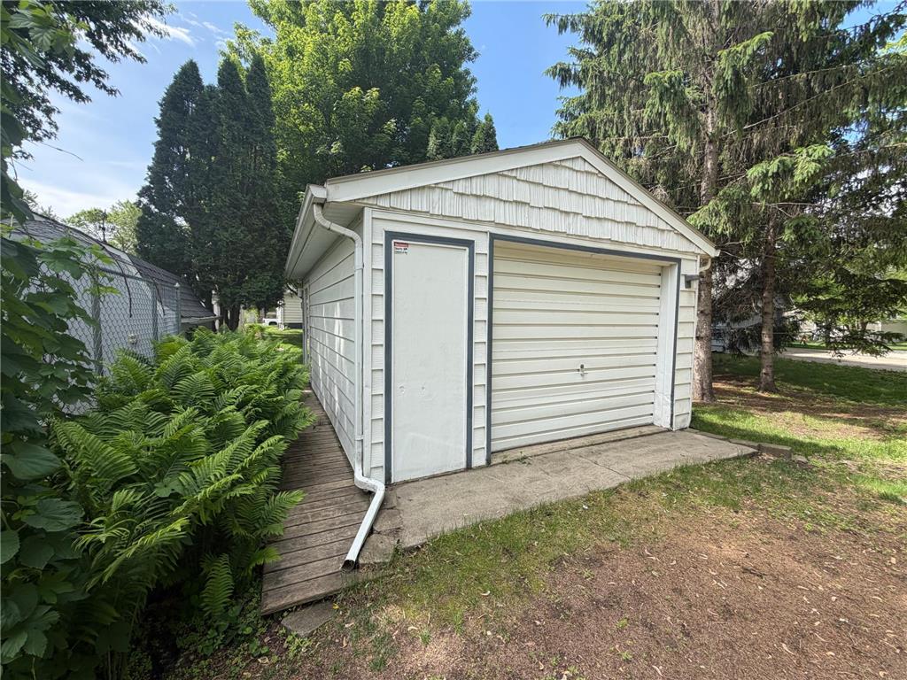 219 10th Avenue Worthington MN 56187 7080735 image3