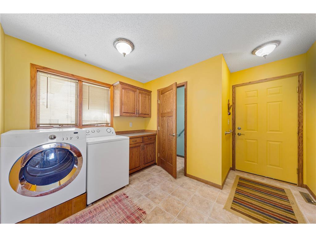 219 1st Street NW New Richland MN 56072 7054287 image11