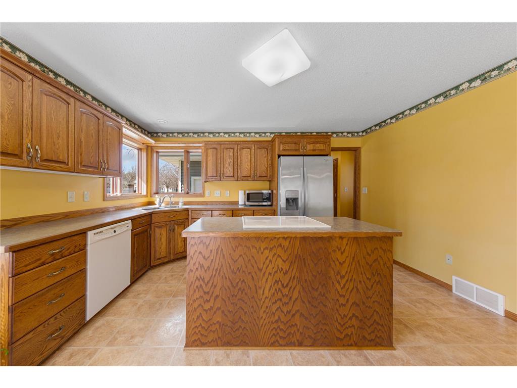 219 1st Street NW New Richland MN 56072 7054287 image14