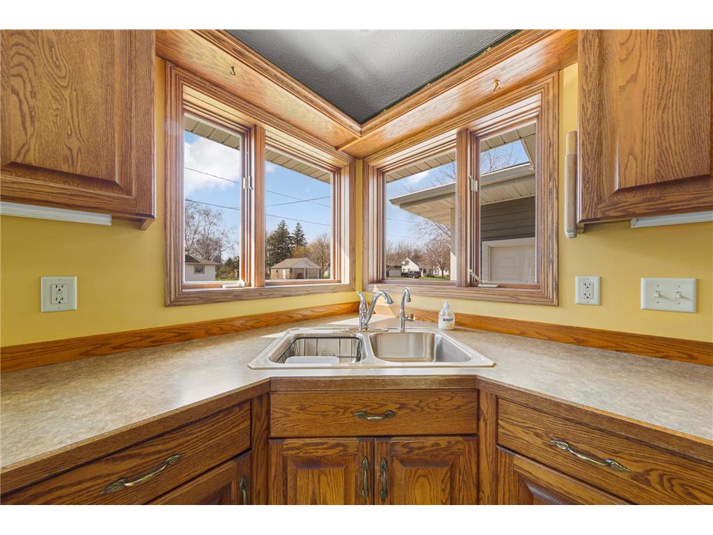 219 1st Street NW New Richland MN 56072 7054287 image17