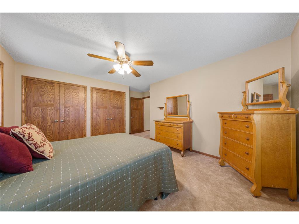 219 1st Street NW New Richland MN 56072 7054287 image31