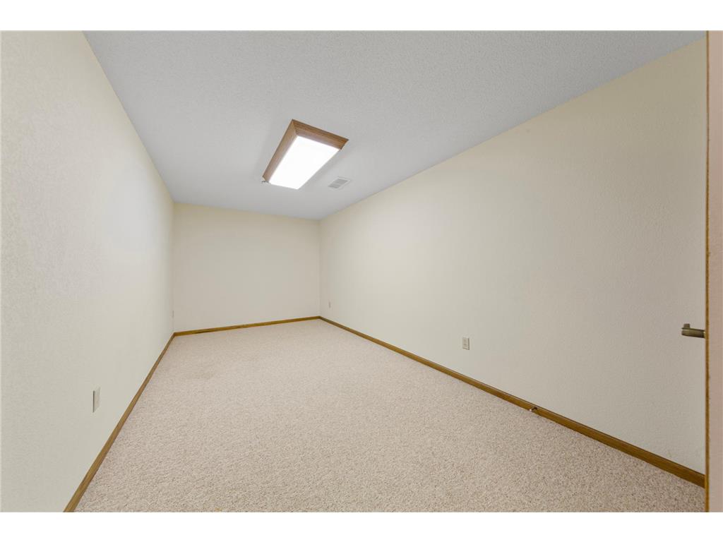 219 1st Street NW New Richland MN 56072 7054287 image42