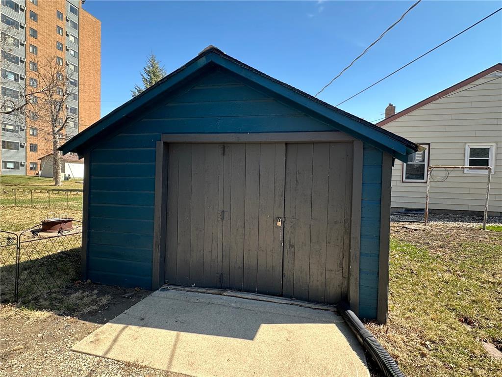 219 3rd Avenue SW Pipestone MN 56164 6822454 image11