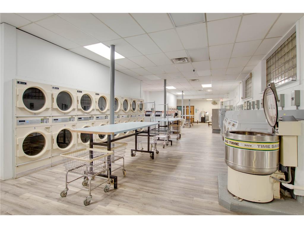 219 4th Street NW Bemidji MN 56601 6357135 image1