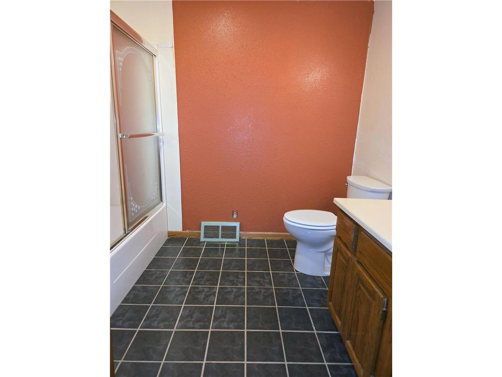 219 Fairmont Avenue Sherburn MN 56171 6811063 image13