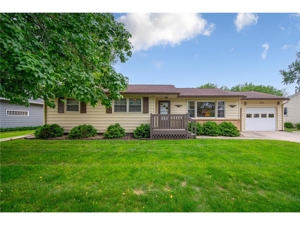 219 Floral Avenue Mankato MN 56001 7087266 image1