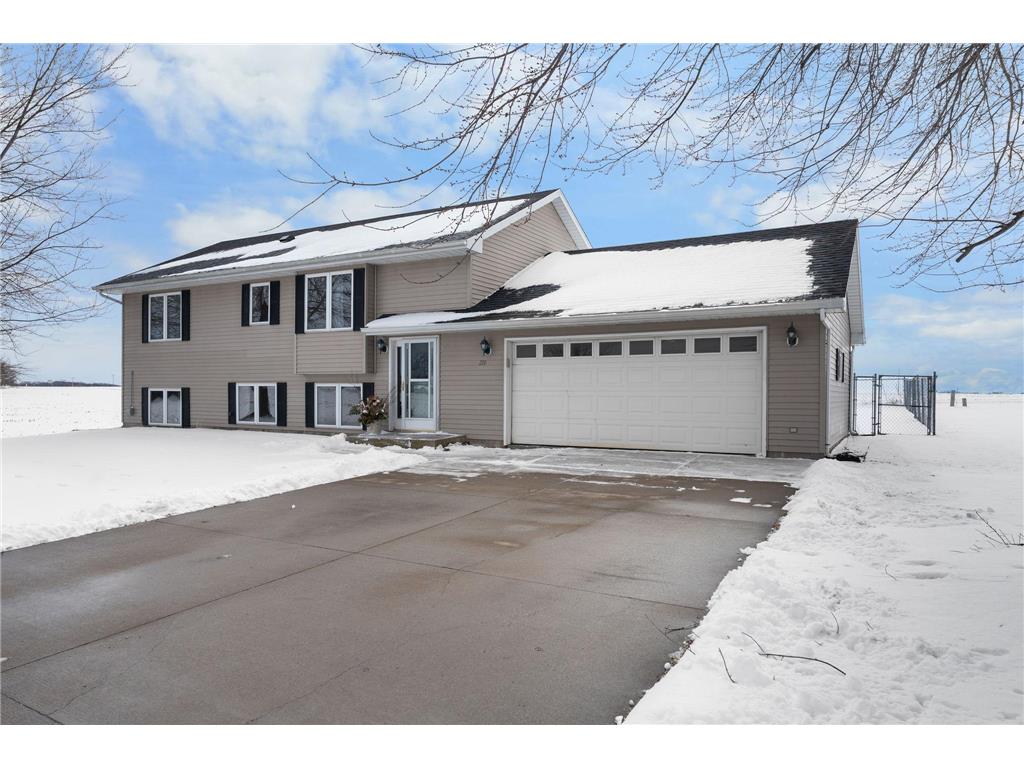 219 Holly Lane Janesville MN 56048 7029112 image1