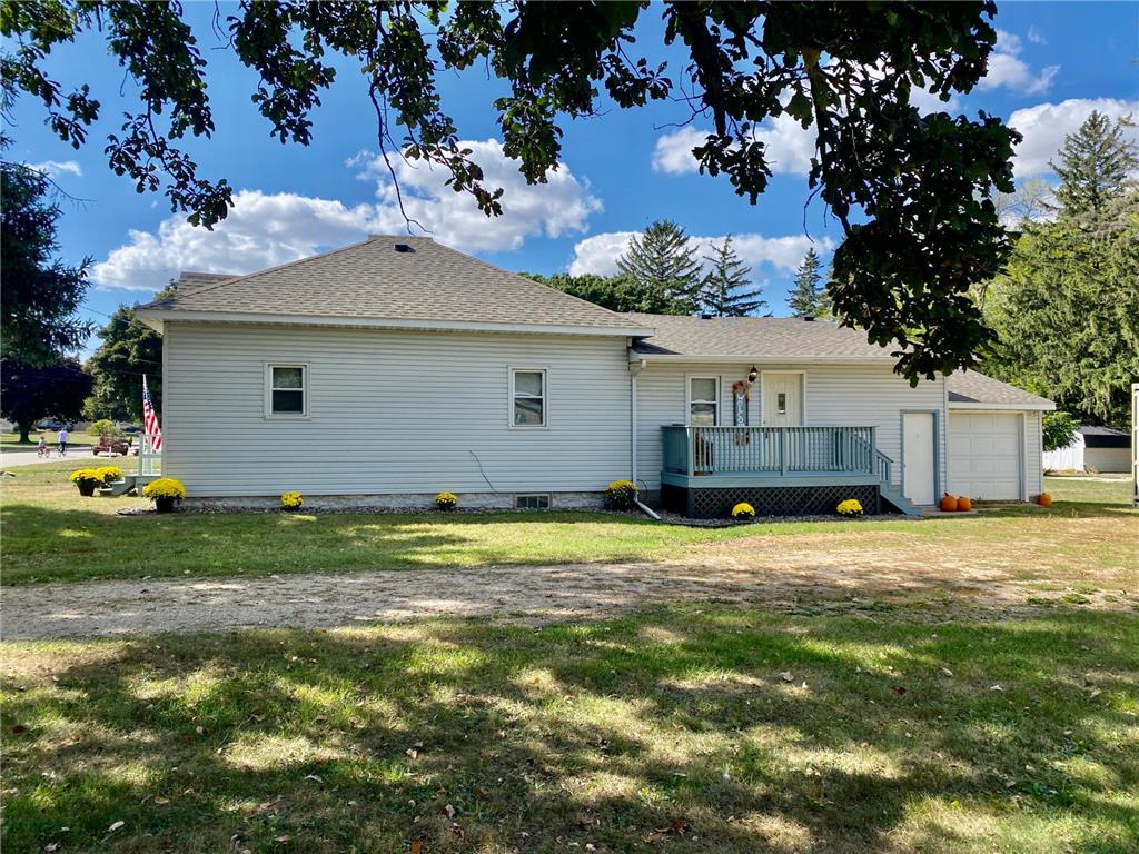 219 Lowell Street E Le Roy MN 55951 6435255 image1