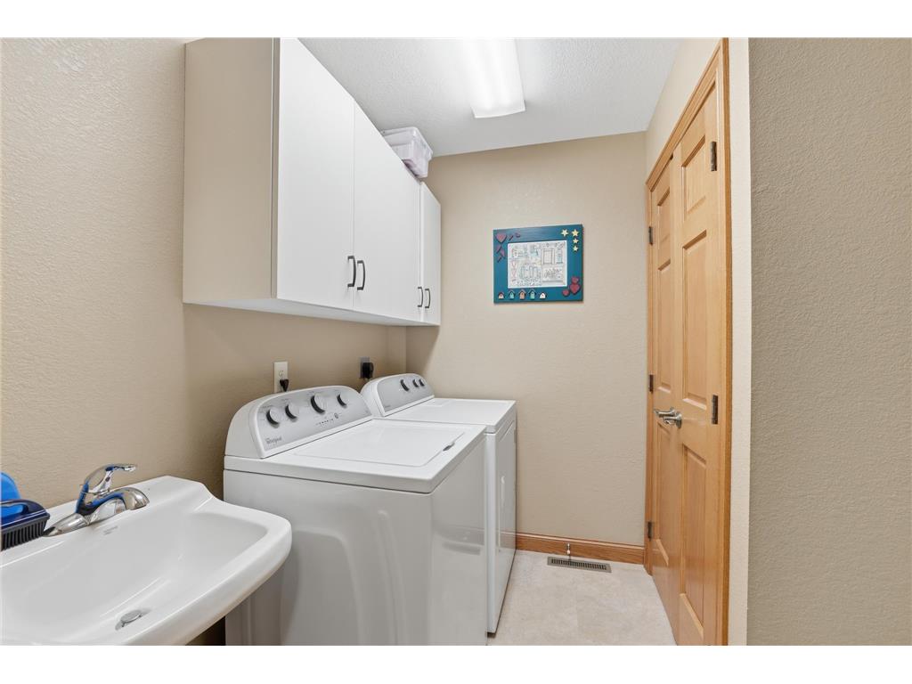 219 Main Street E Clarks Grove MN 56016 7044845 image17