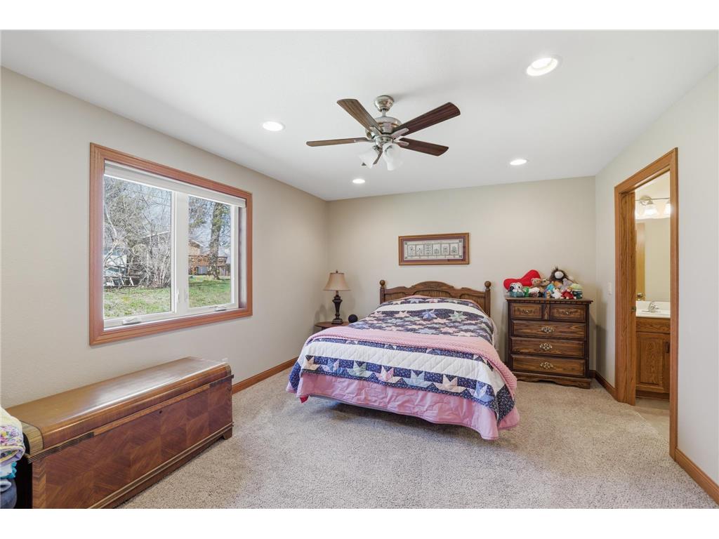 219 Main Street E Clarks Grove MN 56016 7044845 image18