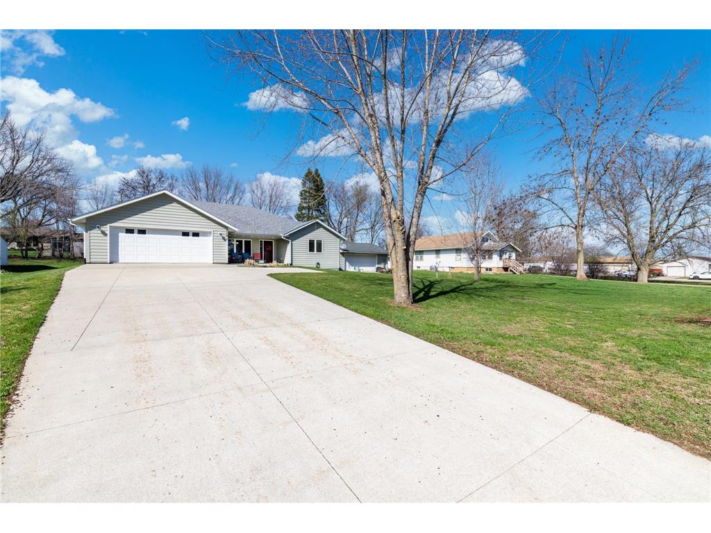 219 Main Street E Clarks Grove MN 56016 7044845 image2