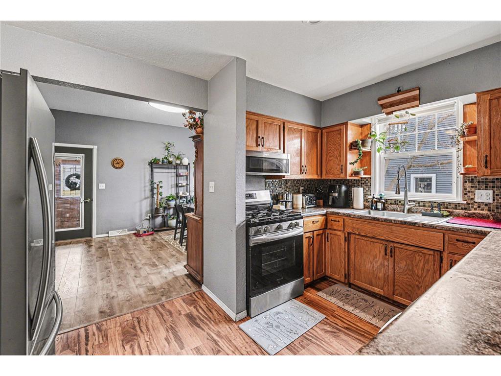 219 N Donaldson Street Luverne MN 56156 7018976 image14