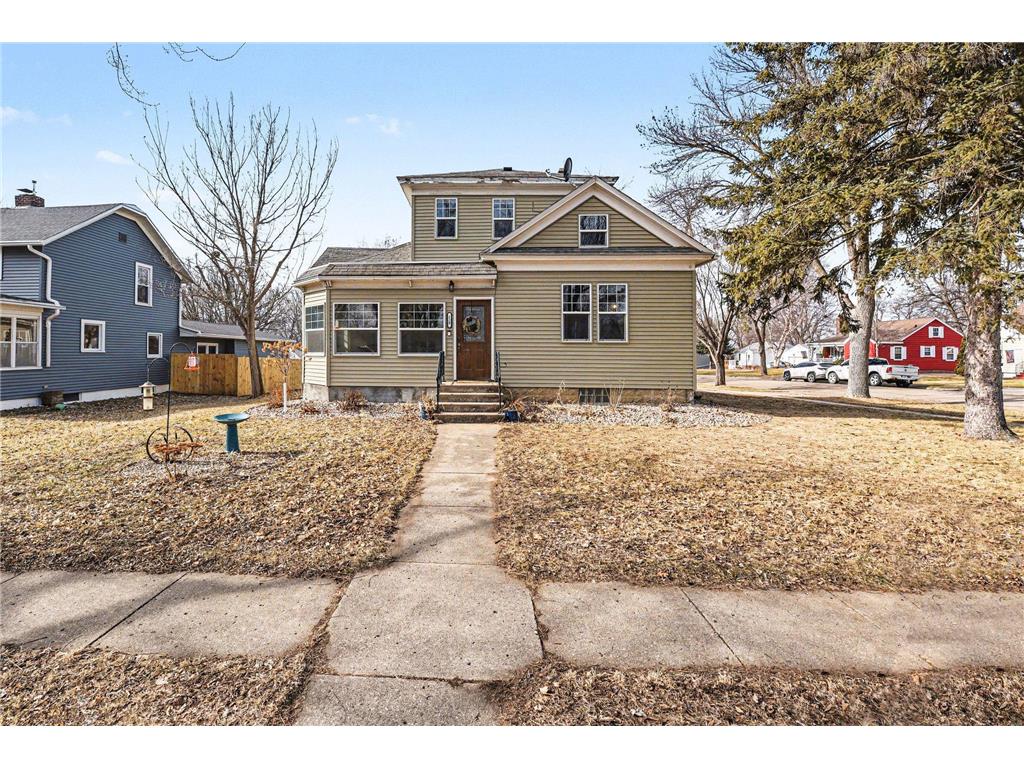 219 N Donaldson Street Luverne MN 56156 7018976 image2