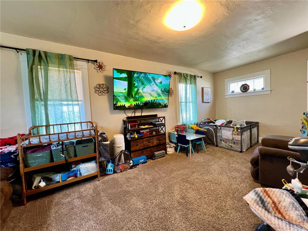 219 N Grant Street Milbank SD 57252 7057600 image9