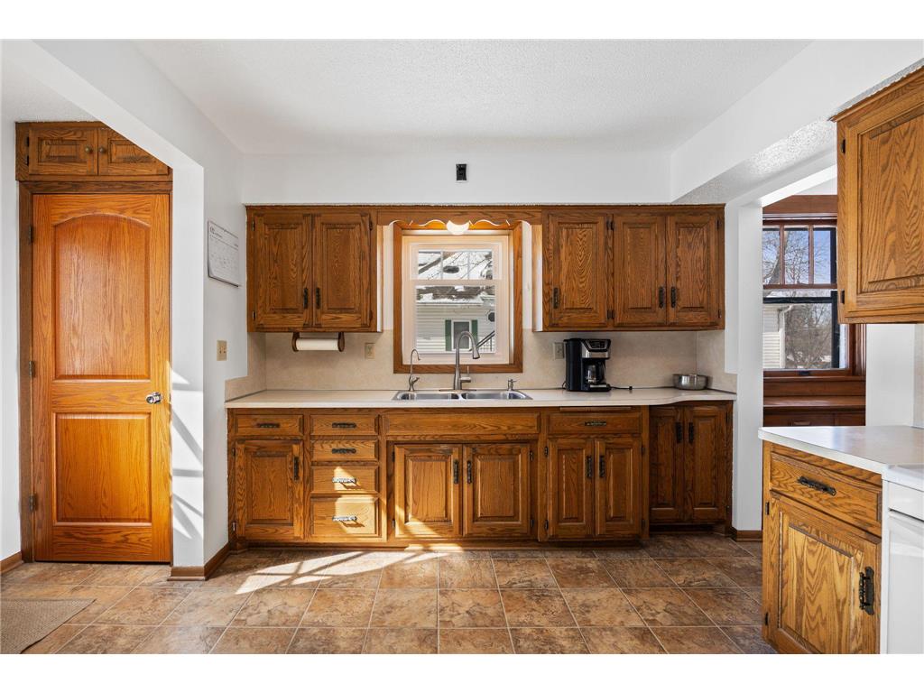 219 Park Place W Norwood Young America MN 55368 7030775 image11