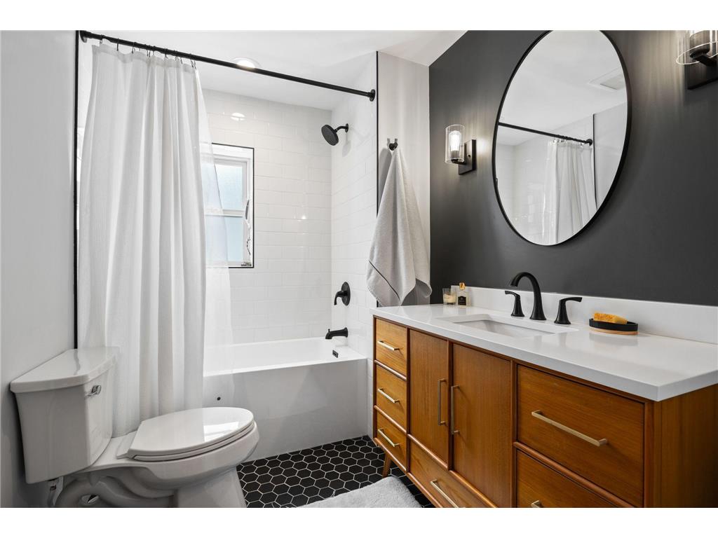 219 Park Place W Norwood Young America MN 55368 7030775 image17