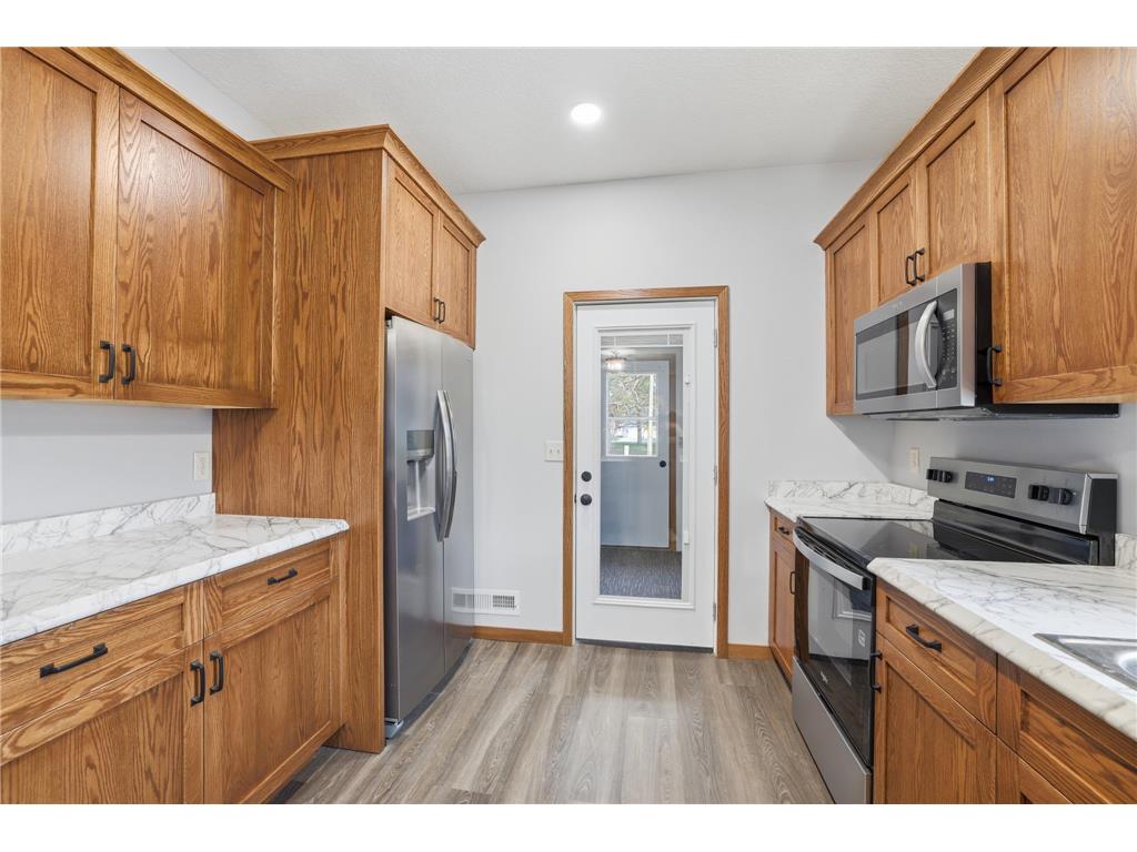 219 S Cedar Street Belle Plaine MN 56011 7063844 image15