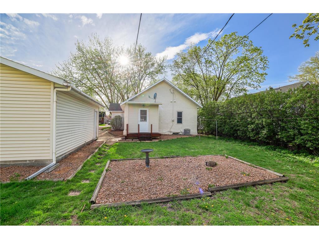 219 S Cedar Street Belle Plaine MN 56011 7063844 image29